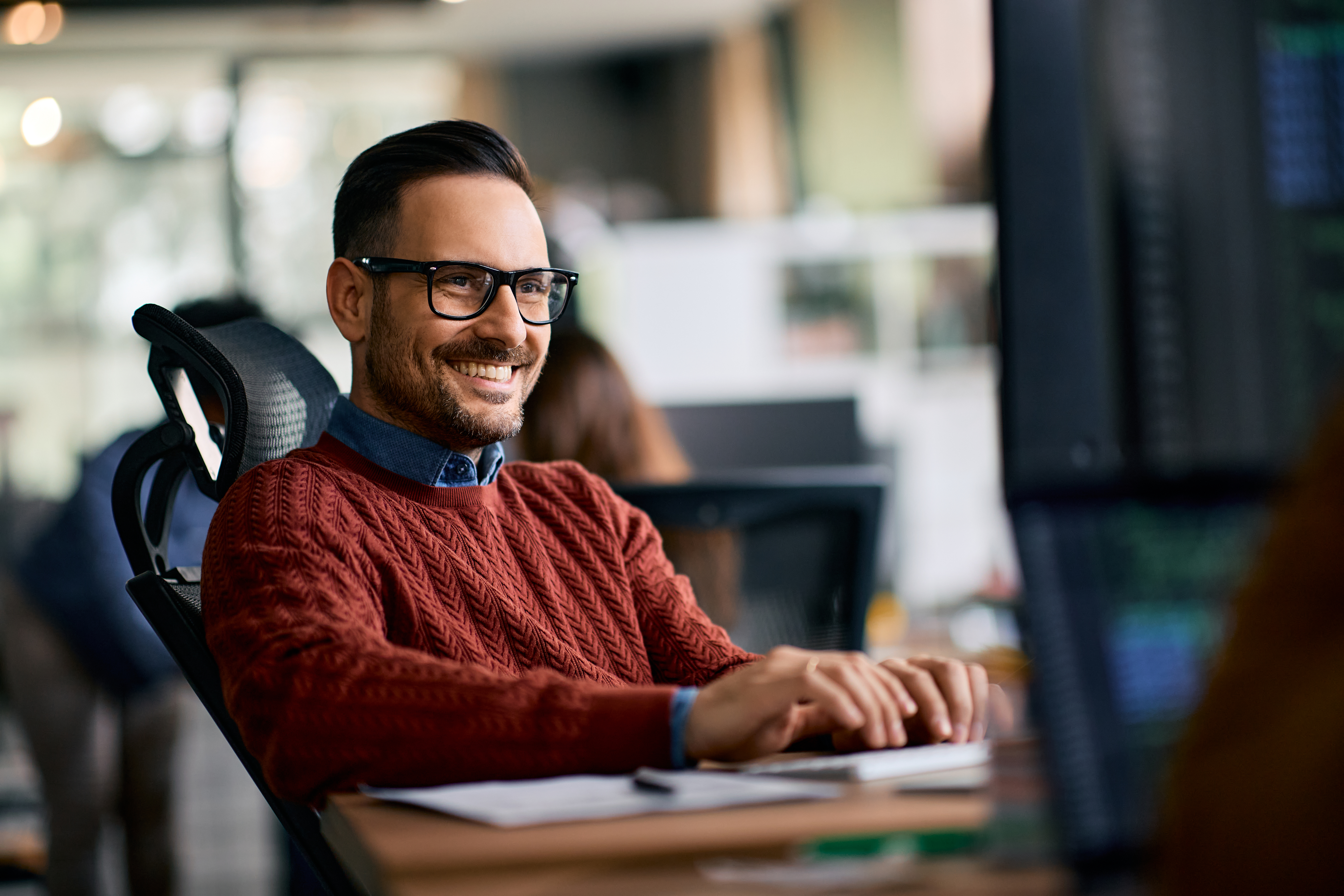 Digital marketer creating high-converting video ads